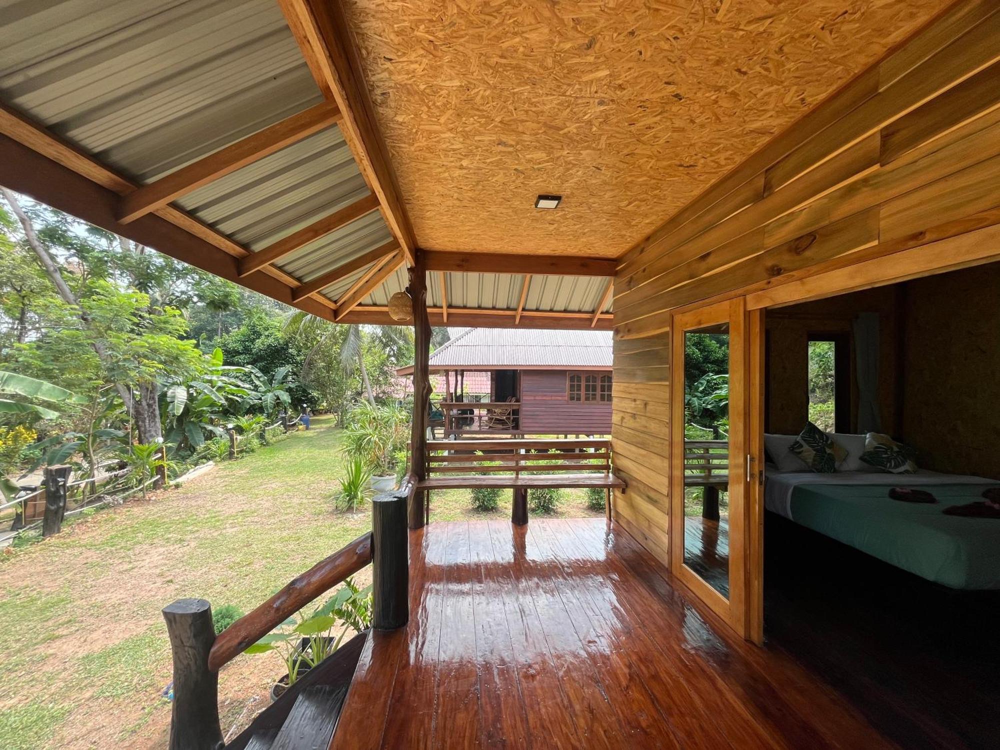 Koh Jum Home Stay Екстериор снимка